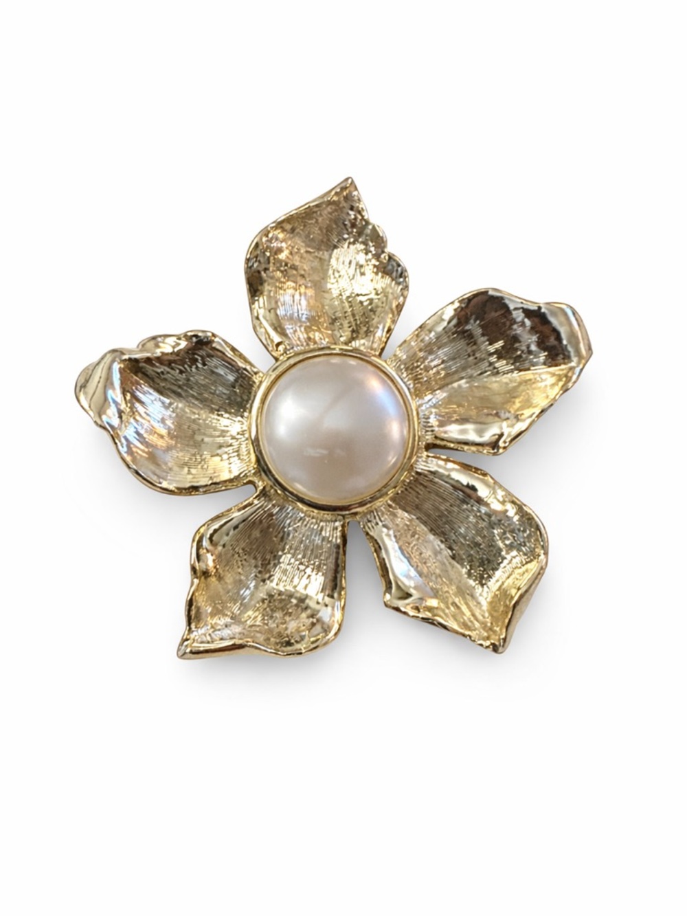 Vintage Gold Tone Flower Brooch Faux Pearl Center Statement Pin‎
